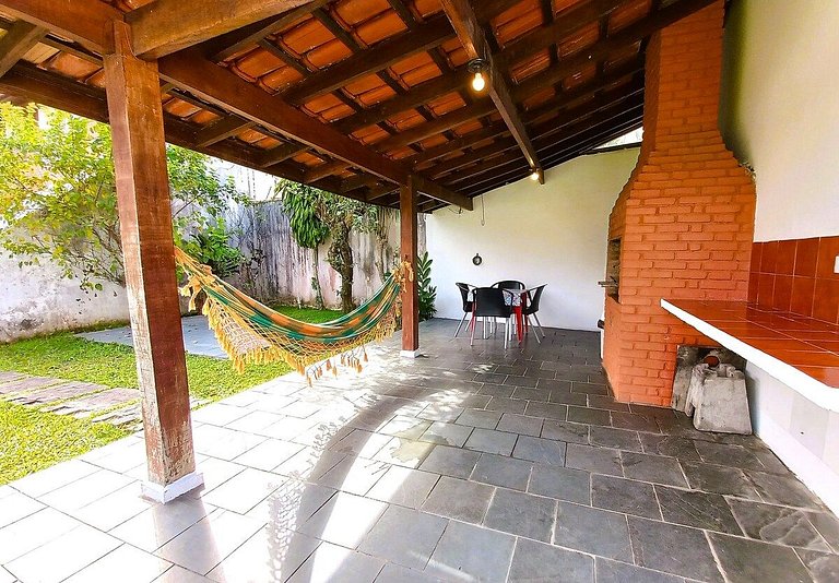 Casa Jardim 5quartos - Churrasqueira e Wi-fi