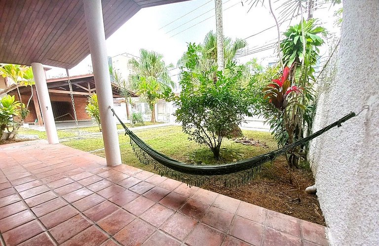 Casa Jardim 5quartos - Churrasqueira e Wi-fi