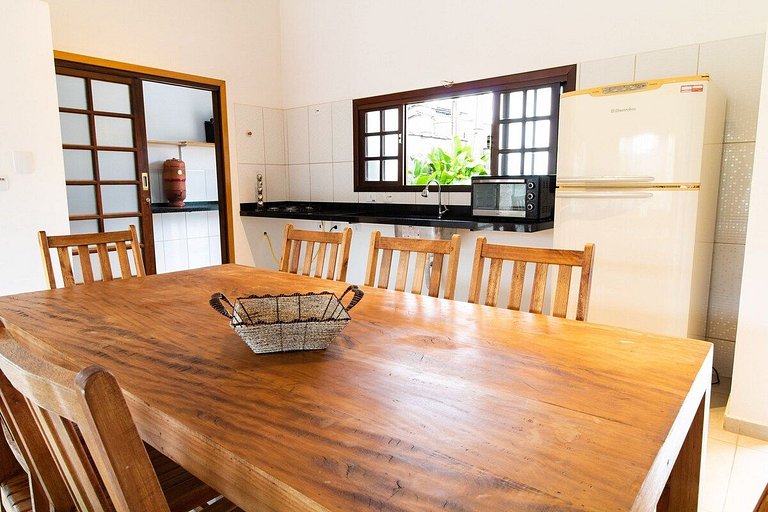 Casa nova e aconchegante no coração de Ubatuba