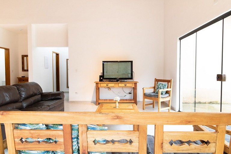 Casa nova e aconchegante no coração de Ubatuba