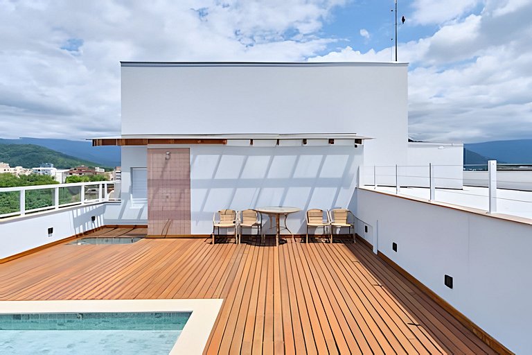 Novo 400 metros da Orla - Ar/Piscina/Churrasqueira