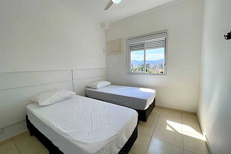 Novo 2quartos/ 2 vagas/ churrasqueira/Prox Tenório