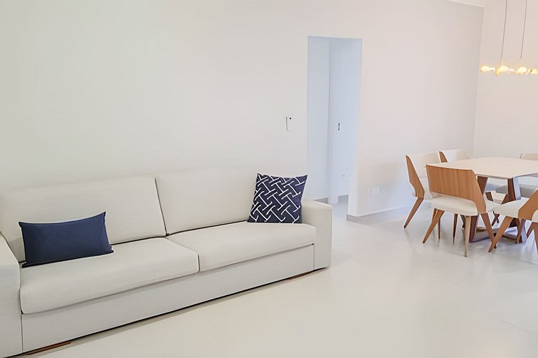 Luxo 500 metros da Orla/  Ar Cond/ Varanda Gourmet
