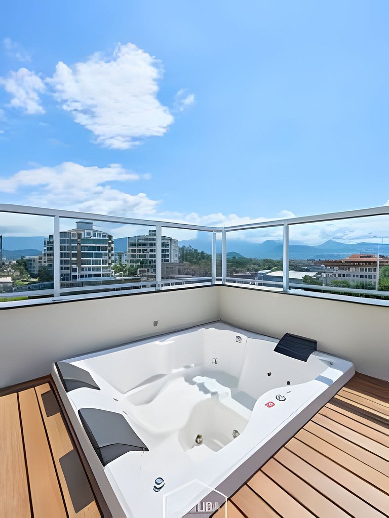 Cobertura com Jacuzzi - Tenório
