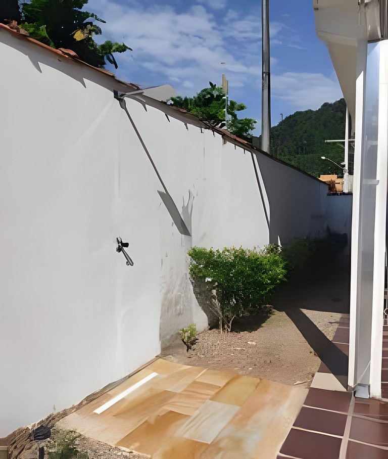 MORADA PRAIA GRANDE - WI-FI -CHURRASQUEIRA - LAZER