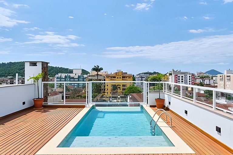 Novo 400 metros da Orla - Piscina/ Churrasqueira