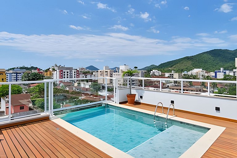 Novo 400 metros da Orla - Piscina/ Churrasqueira