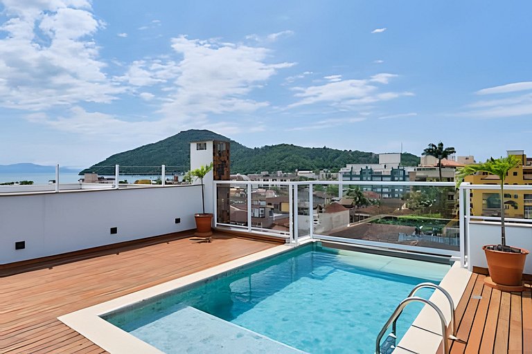 Novo 400 metros da Orla - Piscina/ Churrasqueira